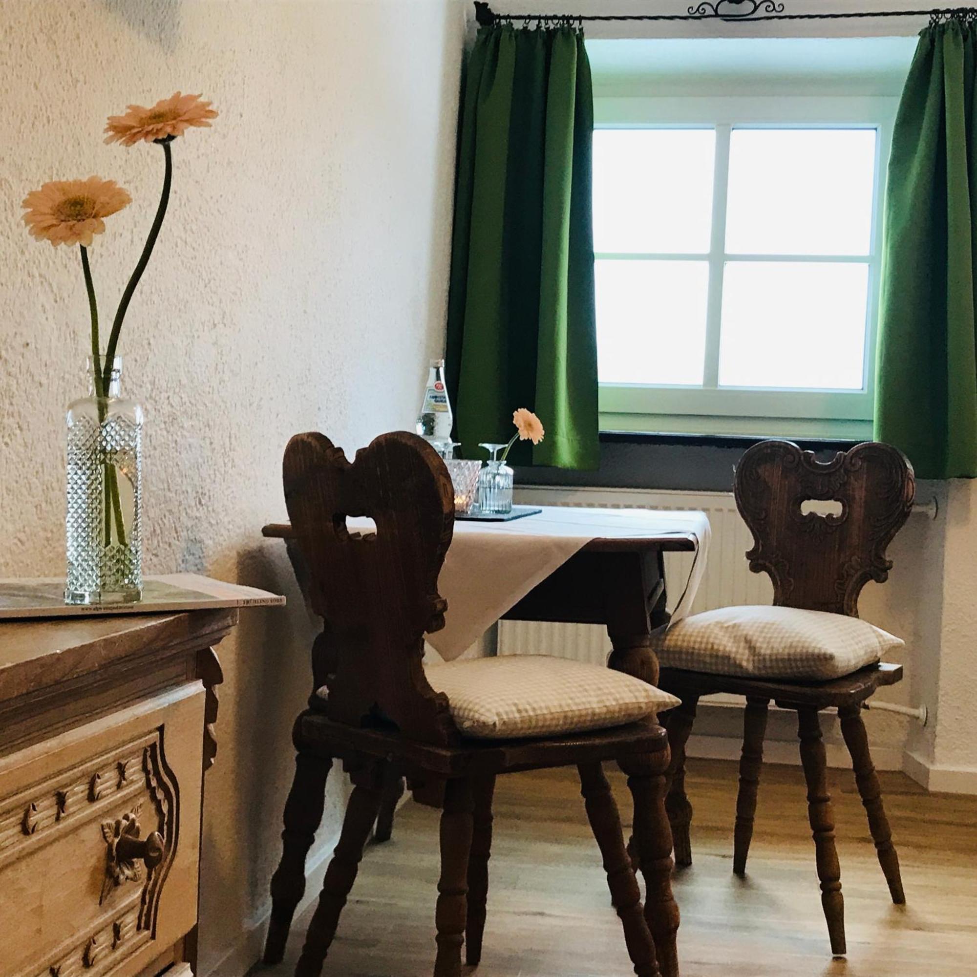 Gaestehaus Hotel Maria Theresia Шлирзе Экстерьер фото
