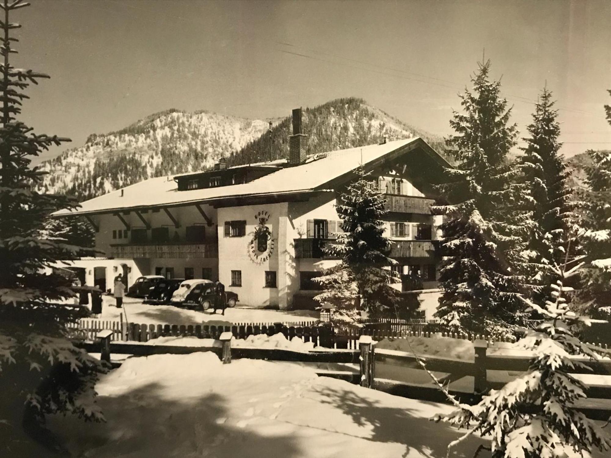 Gaestehaus Hotel Maria Theresia Шлирзе Экстерьер фото