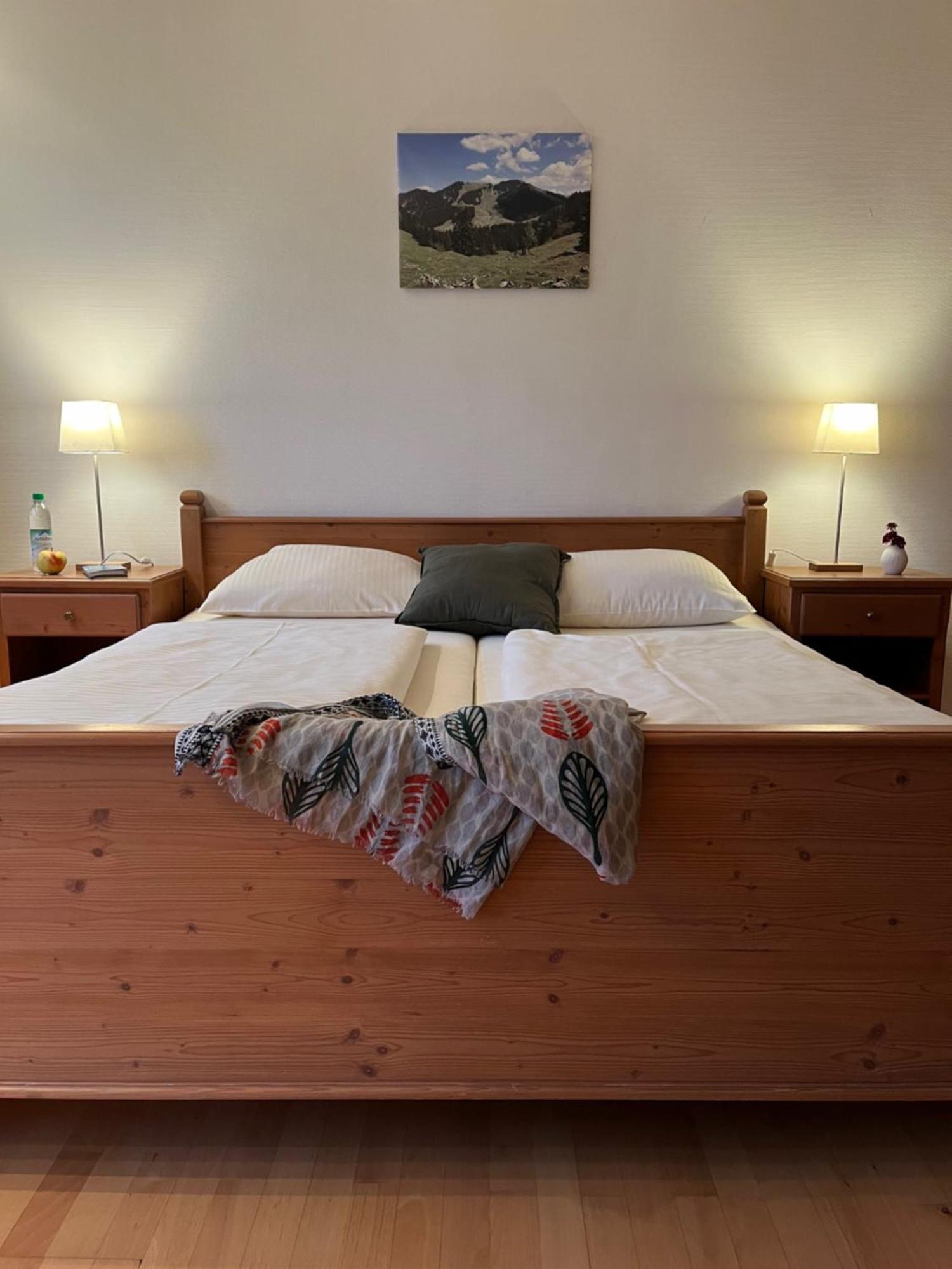 Gaestehaus Hotel Maria Theresia Шлирзе Экстерьер фото